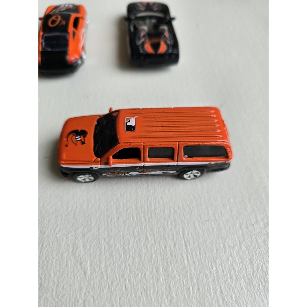 Baltimore Orioles Hot Wheels Cars Set Of 3 Suburban Corvette Porsche MLB Collect - Picture 9 of 12